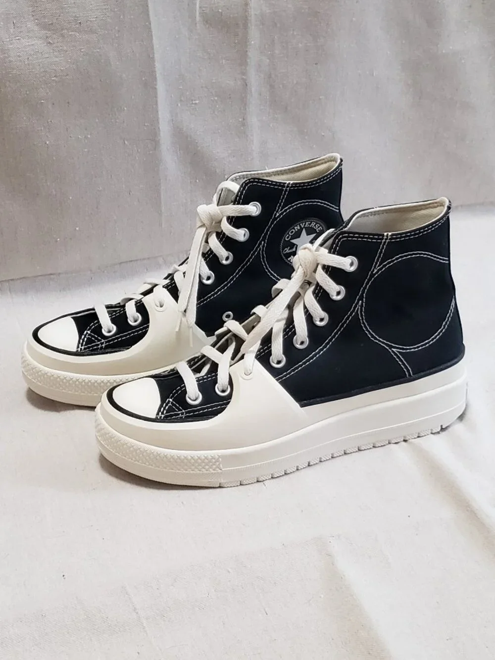 Converse Chuck Taylor Men's Size 9 Black High-Top Platform Unisex Women's 10.5